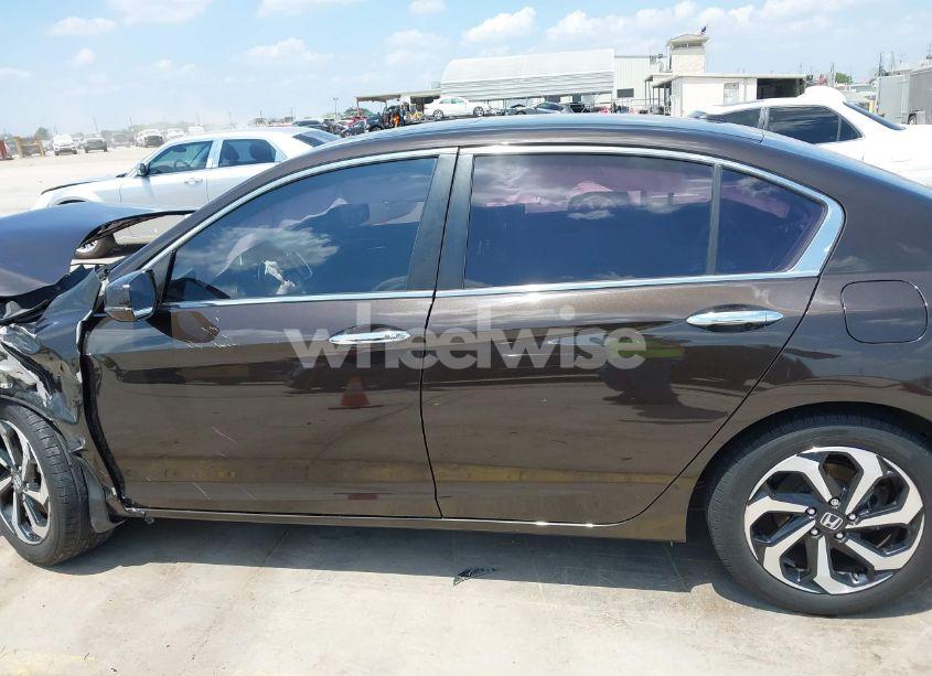 Photo 15 of 2016 Honda Accord EX-L (VIN 1HGCR2F86GA136523)