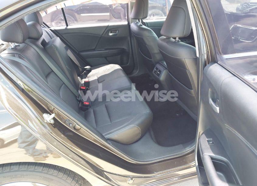 Photo 8 of 2016 Honda Accord EX-L (VIN 1HGCR2F86GA136523)