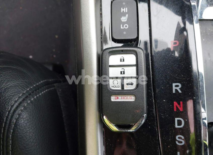 Photo 11 of 2016 Honda Accord EX-L (VIN 1HGCR2F86GA231115)