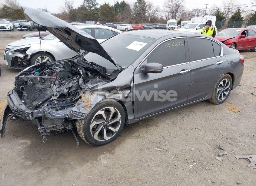 Photo 2 of 2016 Honda Accord EX-L (VIN 1HGCR2F86GA231115)