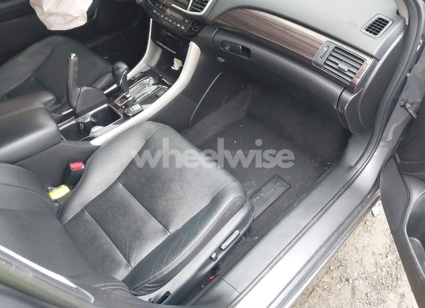 Photo 5 of 2016 Honda Accord EX-L (VIN 1HGCR2F86GA231115)