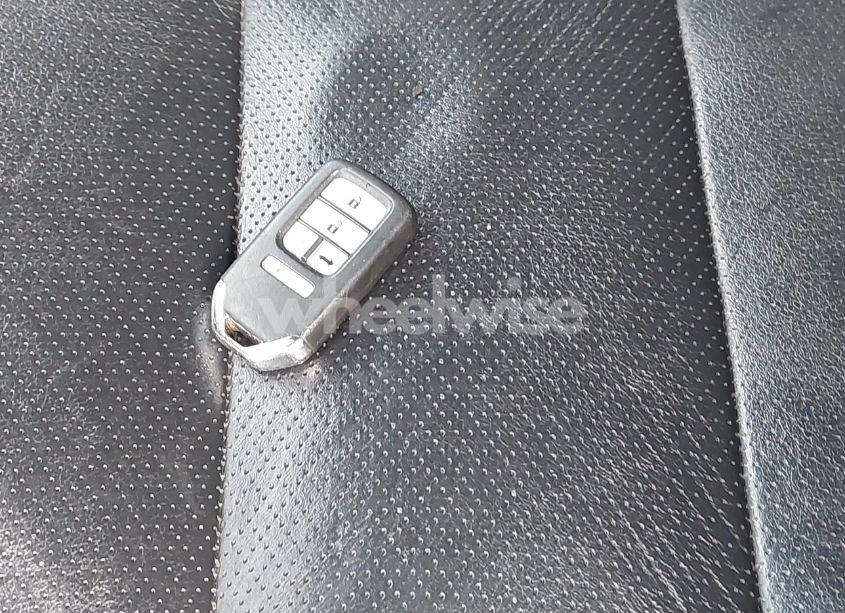 Photo 11 of 2016 Honda Accord EX-L (VIN 1HGCR2F86GA244625)