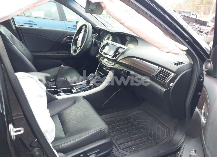 Photo 5 of 2016 Honda Accord EX-L (VIN 1HGCR2F86GA244625)