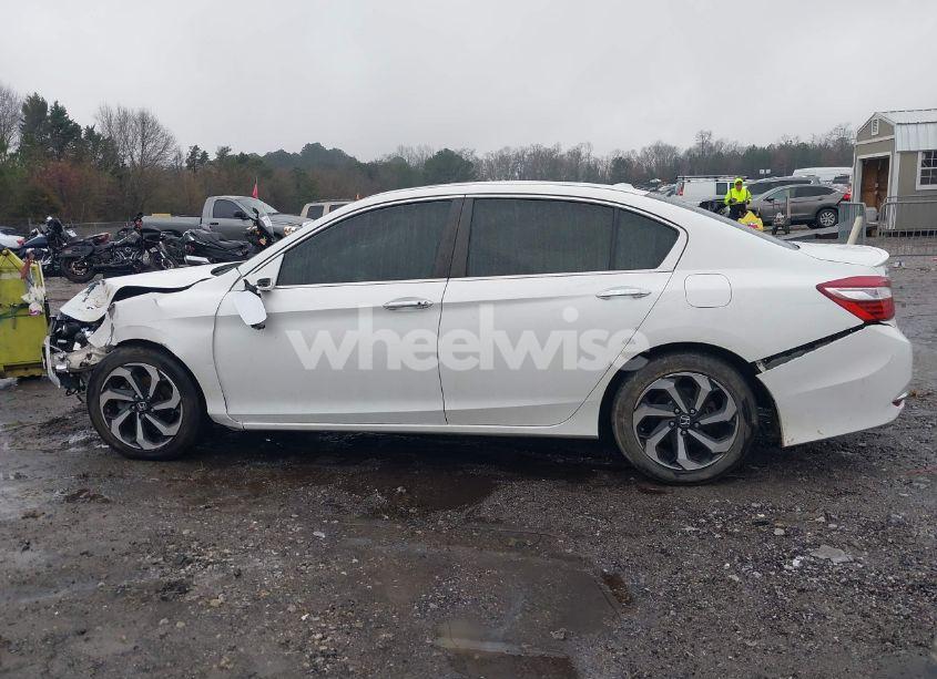 Photo 14 of 2017 Honda Accord EX-L (VIN 1HGCR2F86HA207978)