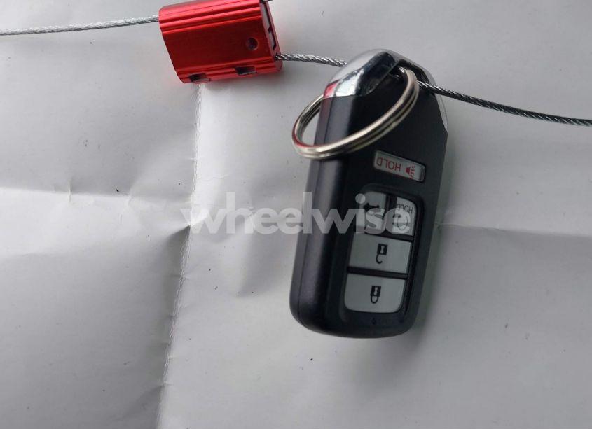 Photo 11 of 2017 Honda Accord EX-L (VIN 1HGCR2F86HA236347)