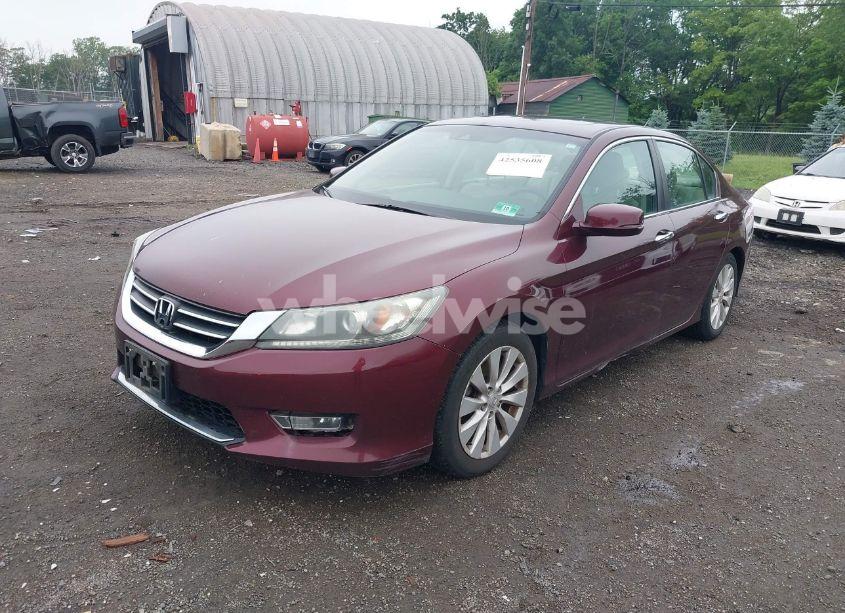 Photo 2 of 2013 Honda Accord EX-L (VIN 1HGCR2F87DA007430)