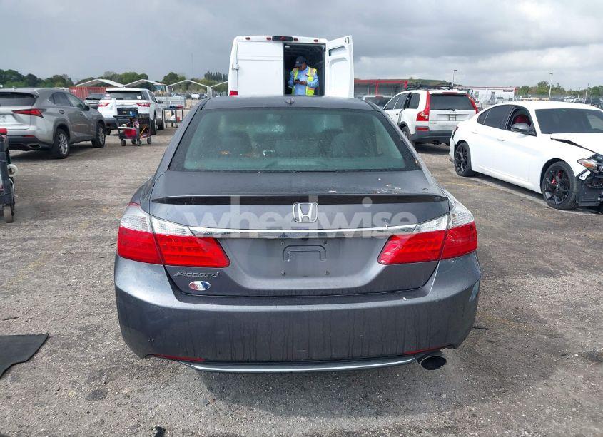 Photo 17 of 2013 Honda Accord EX-L (VIN 1HGCR2F87DA026429)