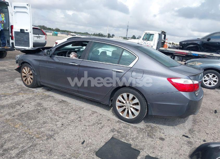 Photo 3 of 2013 Honda Accord EX-L (VIN 1HGCR2F87DA026429)