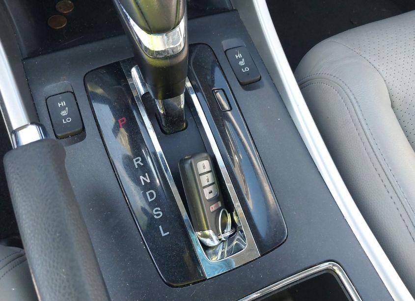 Photo 11 of 2013 Honda Accord EX-L (VIN 1HGCR2F87DA209071)