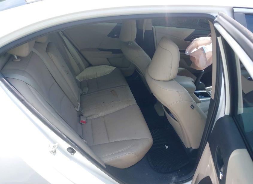 Photo 8 of 2013 Honda Accord EX-L (VIN 1HGCR2F87DA211466)