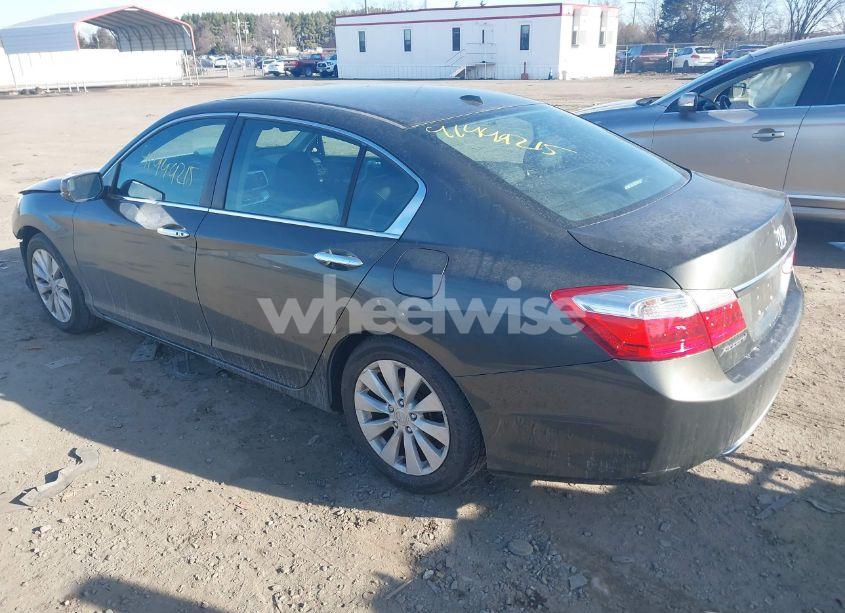 Photo 3 of 2013 Honda Accord EX-L (VIN 1HGCR2F87DA225397)