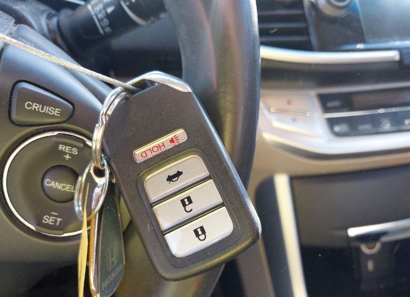 Photo 11 of 2013 Honda Accord EX-L (VIN 1HGCR2F87DA280044)