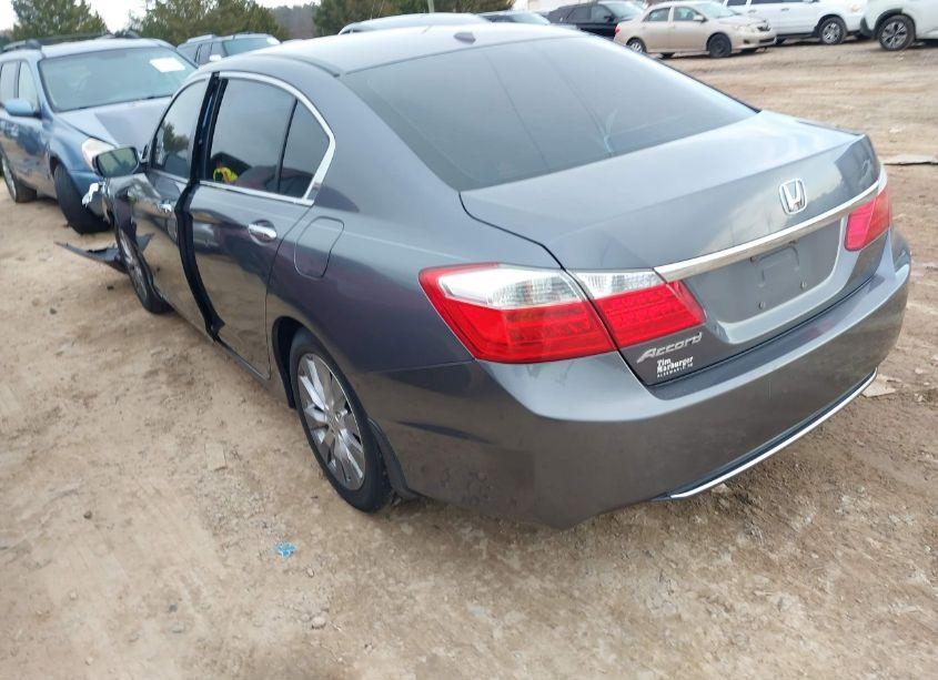 Photo 3 of 2014 Honda Accord EX-L (VIN 1HGCR2F87EA137743)