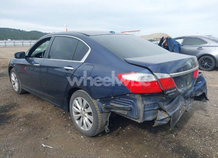 Photo 3 of 2014 Honda Accord EX-L (VIN 1HGCR2F87EA152159)