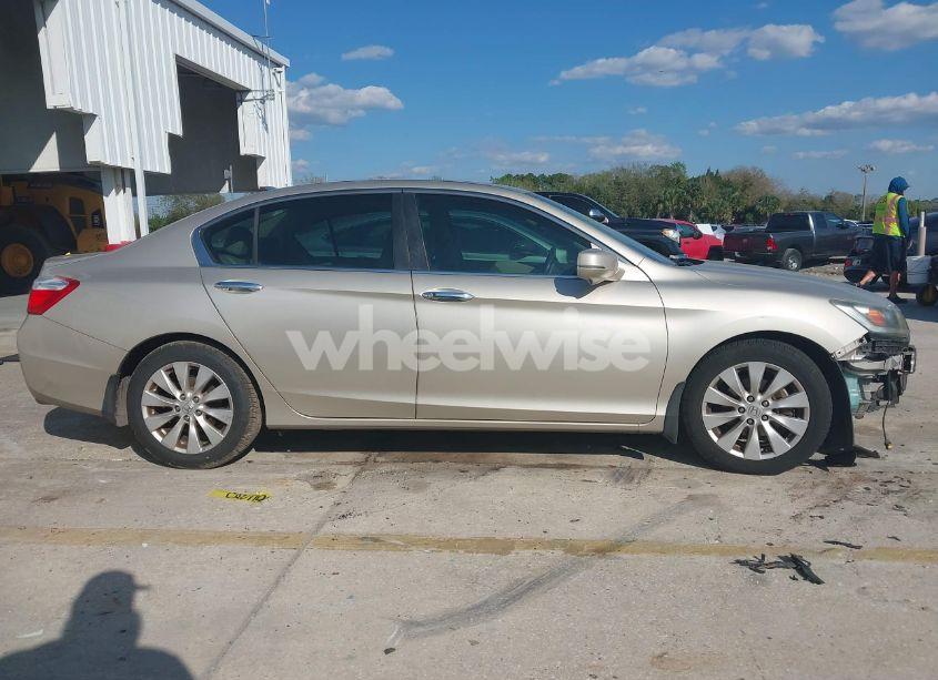 Photo 14 of 2014 Honda Accord EX-L (VIN 1HGCR2F87EA205247)