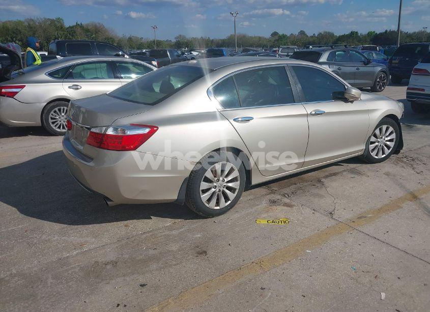Photo 4 of 2014 Honda Accord EX-L (VIN 1HGCR2F87EA205247)