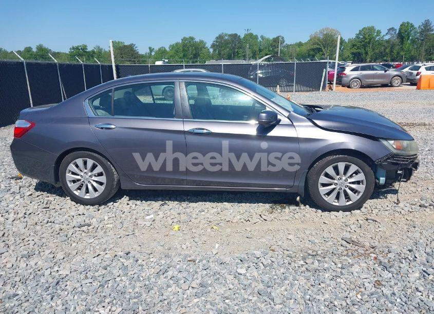 Photo 13 of 2015 Honda Accord EX-L (VIN 1HGCR2F87FA016843)