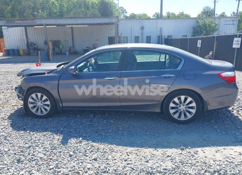 Photo 14 of 2015 Honda Accord EX-L (VIN 1HGCR2F87FA016843)