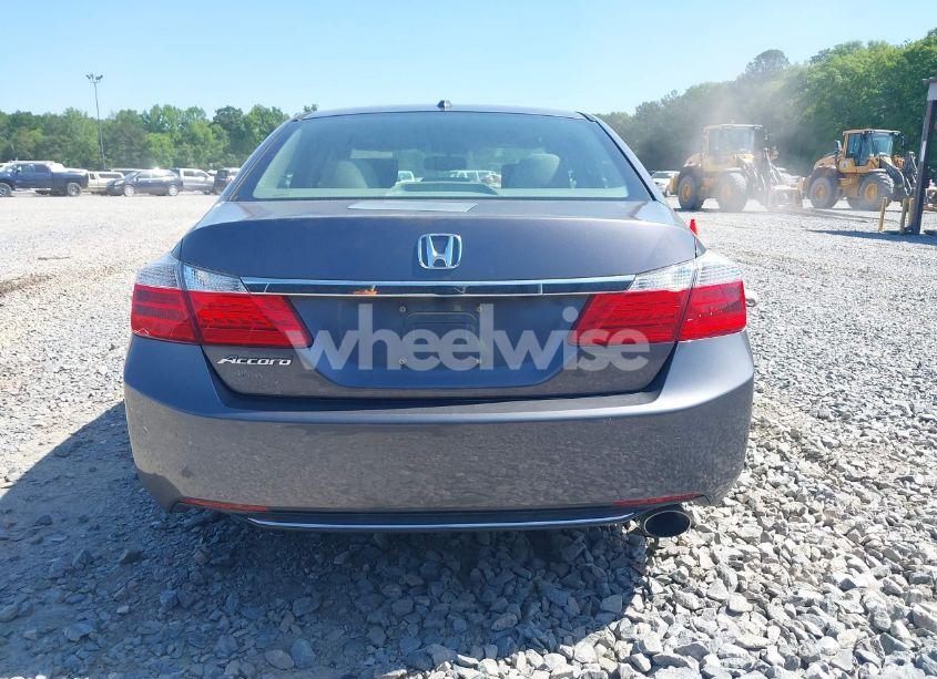 Photo 16 of 2015 Honda Accord EX-L (VIN 1HGCR2F87FA016843)