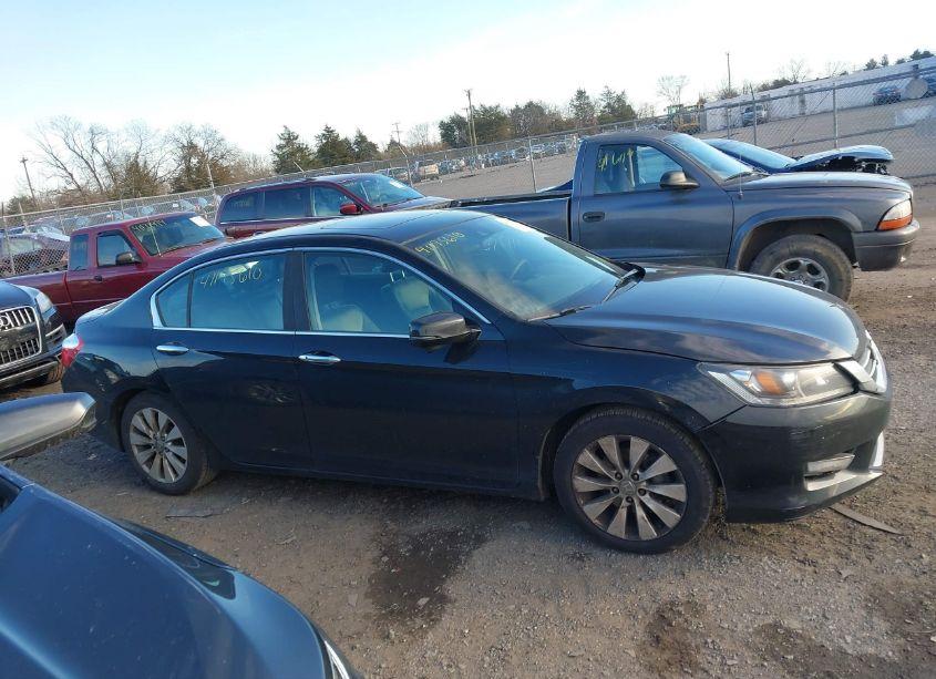 Photo 13 of 2015 Honda Accord EX-L (VIN 1HGCR2F87FA060163)