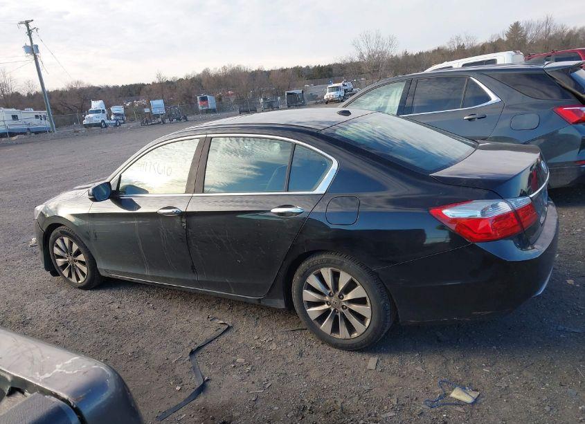 Photo 14 of 2015 Honda Accord EX-L (VIN 1HGCR2F87FA060163)