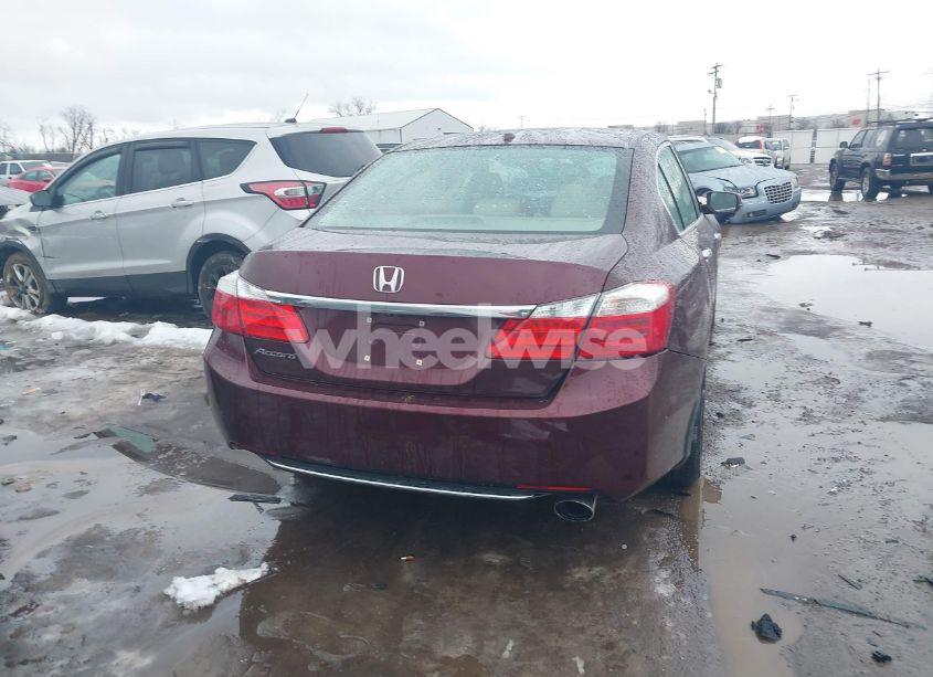 Photo 17 of 2015 Honda Accord EX-L (VIN 1HGCR2F87FA074841)