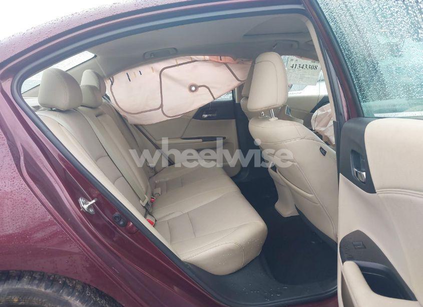 Photo 8 of 2015 Honda Accord EX-L (VIN 1HGCR2F87FA074841)