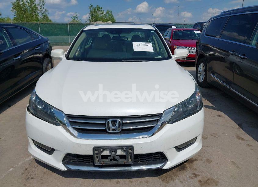 Photo 12 of 2015 Honda Accord EX-L (VIN 1HGCR2F87FA080090)
