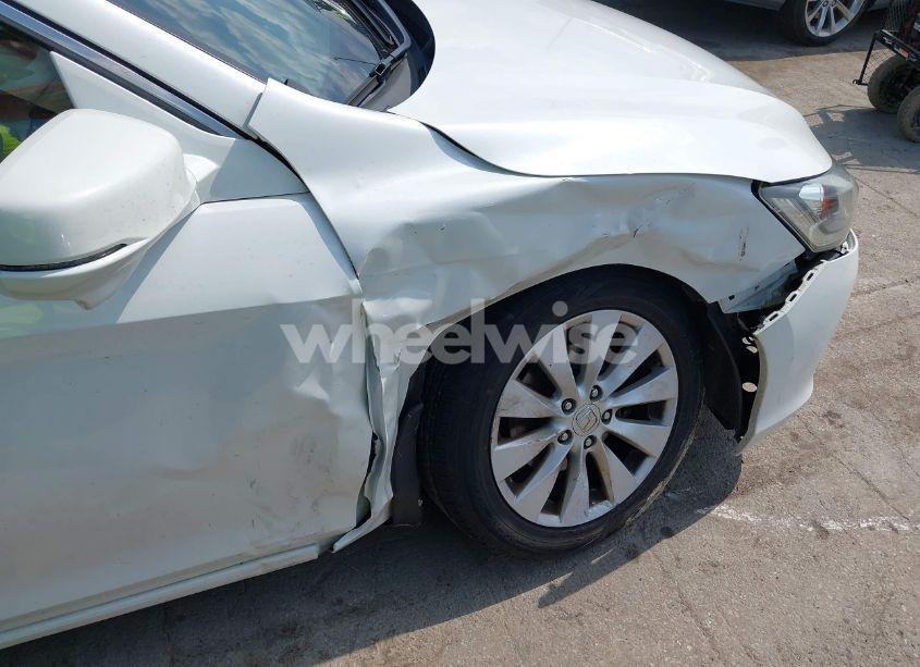 Photo 6 of 2015 Honda Accord EX-L (VIN 1HGCR2F87FA080090)