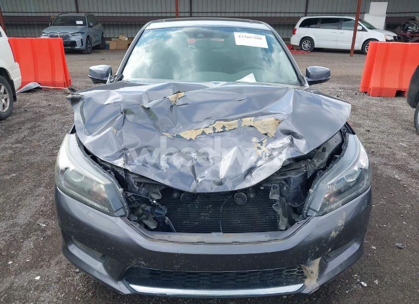 Photo 12 of 2015 Honda Accord EX-L (VIN 1HGCR2F87FA093566)