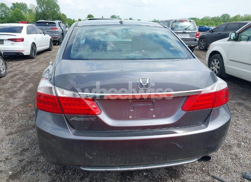 Photo 16 of 2015 Honda Accord EX-L (VIN 1HGCR2F87FA093566)