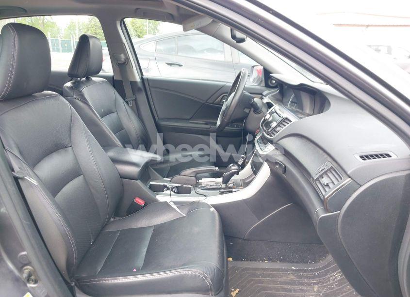 Photo 5 of 2015 Honda Accord EX-L (VIN 1HGCR2F87FA093566)