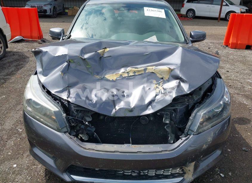 Photo 6 of 2015 Honda Accord EX-L (VIN 1HGCR2F87FA093566)