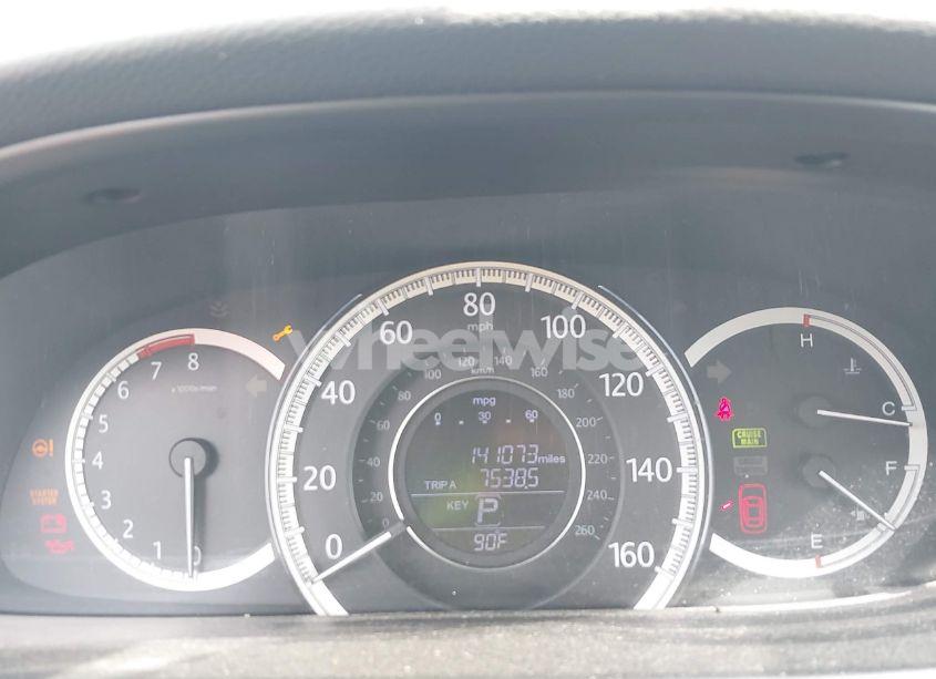 Photo 7 of 2015 Honda Accord EX-L (VIN 1HGCR2F87FA093566)