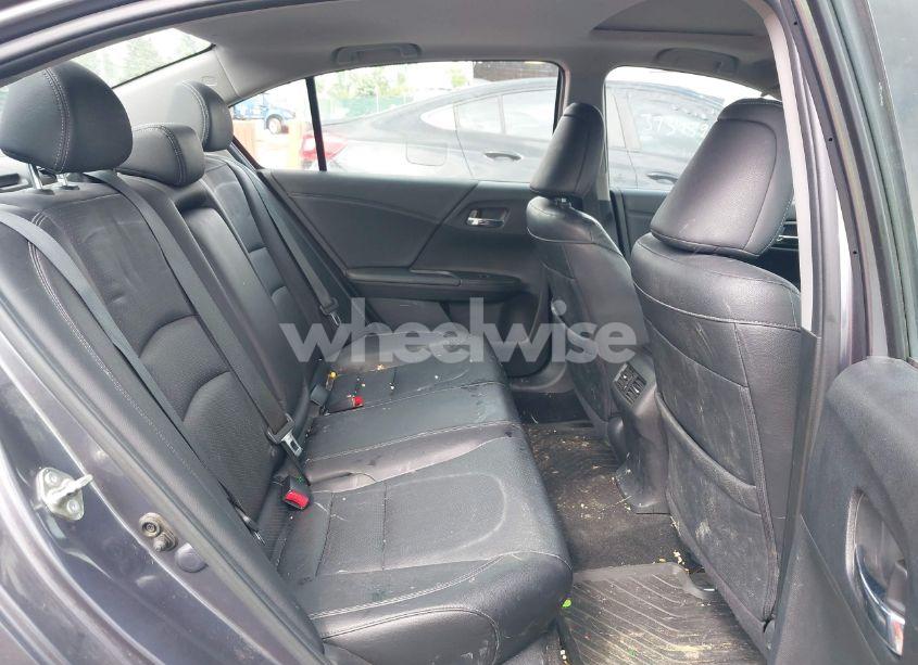 Photo 8 of 2015 Honda Accord EX-L (VIN 1HGCR2F87FA093566)