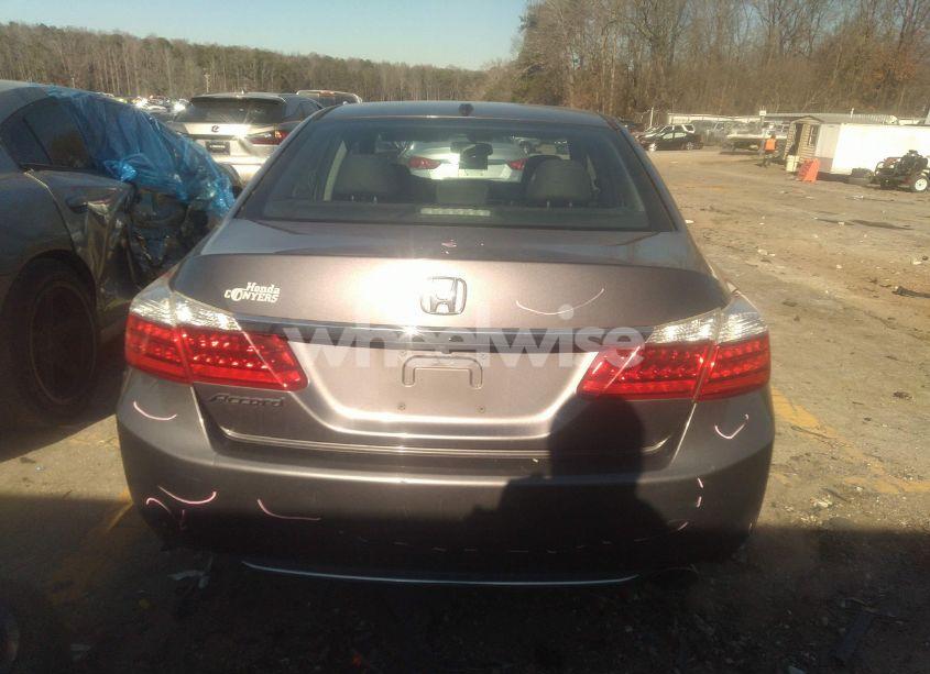 Photo 16 of 2015 Honda Accord EX-L (VIN 1HGCR2F87FA103058)