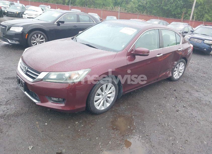 Photo 2 of 2015 Honda Accord EX-L (VIN 1HGCR2F87FA115288)