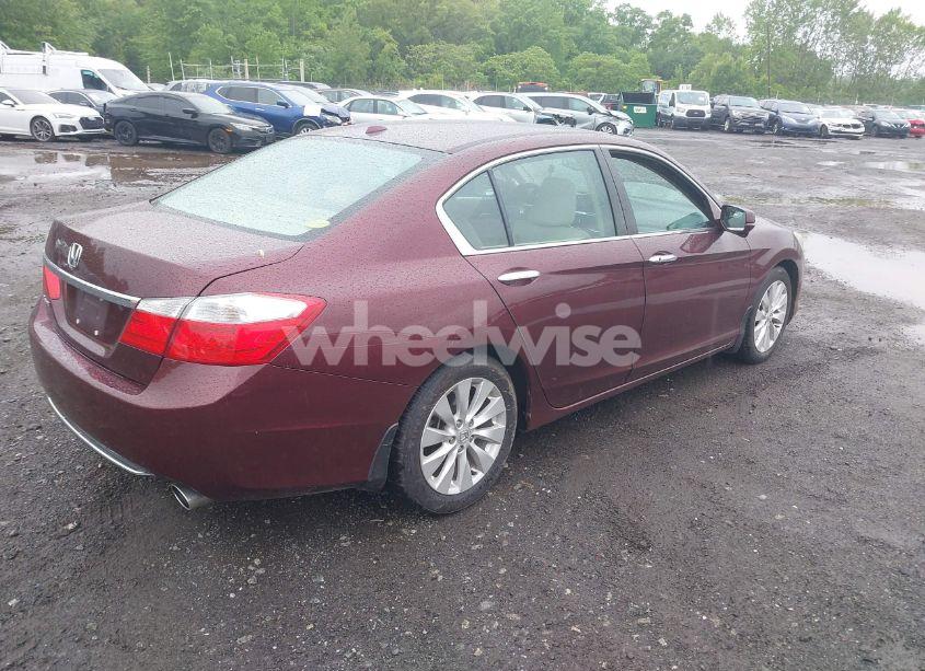 Photo 4 of 2015 Honda Accord EX-L (VIN 1HGCR2F87FA115288)