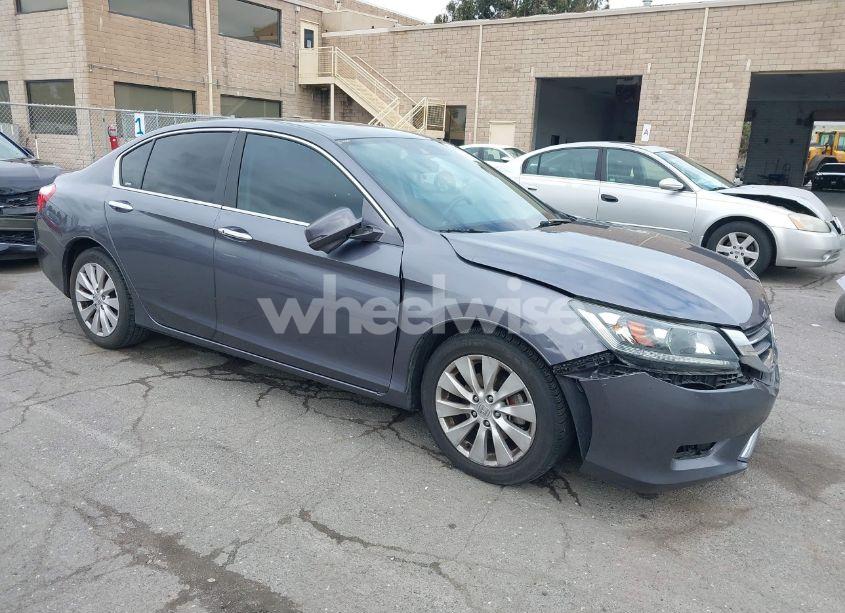 2015 Honda Accord EX-L (VIN 1HGCR2F87FA203435) main photo