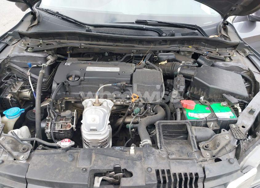 Photo 10 of 2015 Honda Accord EX-L (VIN 1HGCR2F87FA203435)