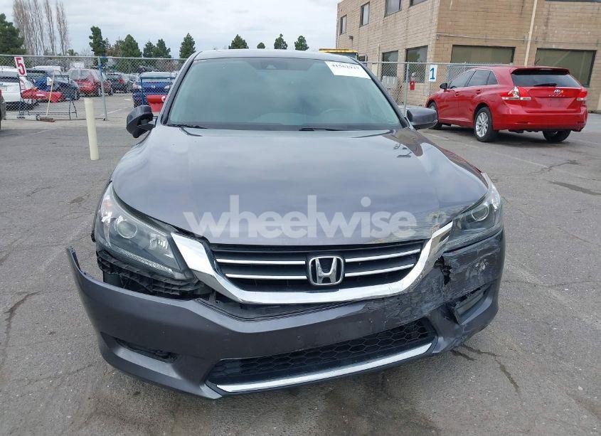 Photo 13 of 2015 Honda Accord EX-L (VIN 1HGCR2F87FA203435)
