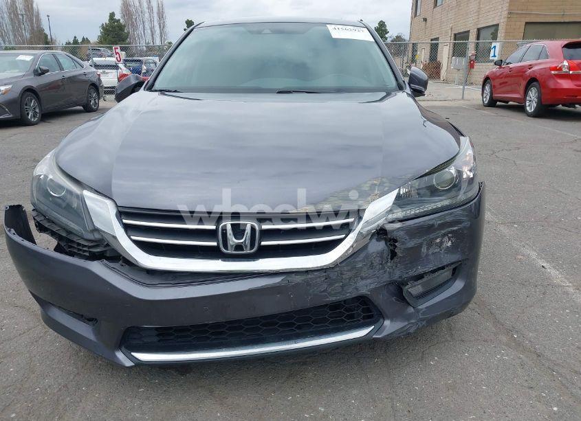 Photo 6 of 2015 Honda Accord EX-L (VIN 1HGCR2F87FA203435)