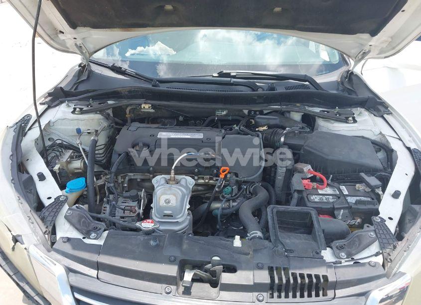 Photo 10 of 2015 Honda Accord EXL (VIN 1HGCR2F87FA214080)
