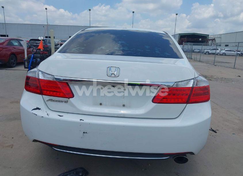 Photo 17 of 2015 Honda Accord EXL (VIN 1HGCR2F87FA214080)