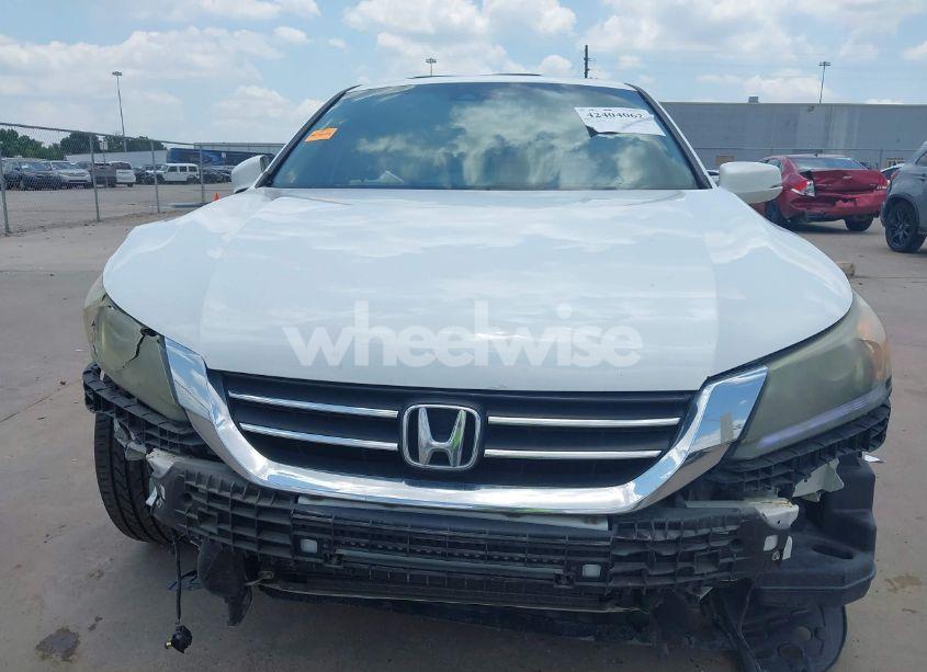 Photo 6 of 2015 Honda Accord EXL (VIN 1HGCR2F87FA214080)