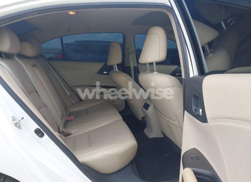 Photo 8 of 2015 Honda Accord EXL (VIN 1HGCR2F87FA214080)