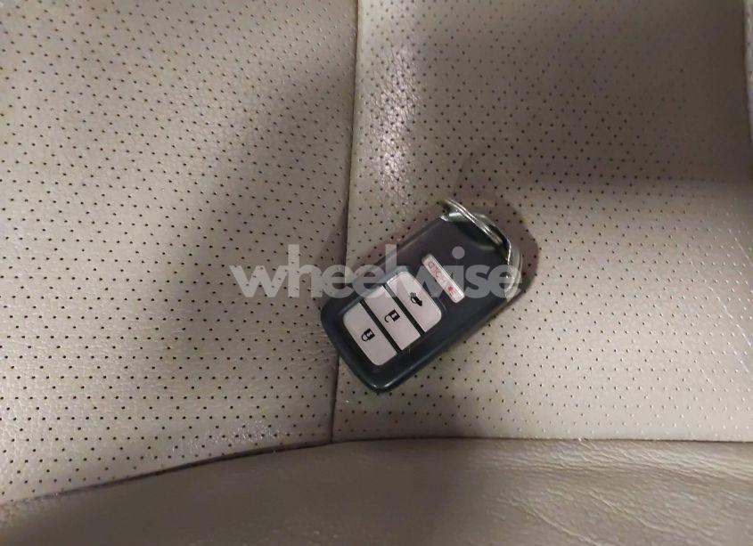 Photo 11 of 2015 Honda Accord EX-L (VIN 1HGCR2F87FA230926)