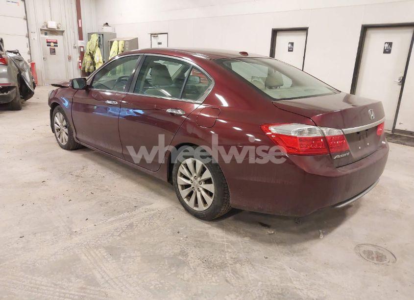 Photo 3 of 2015 Honda Accord EX-L (VIN 1HGCR2F87FA230926)
