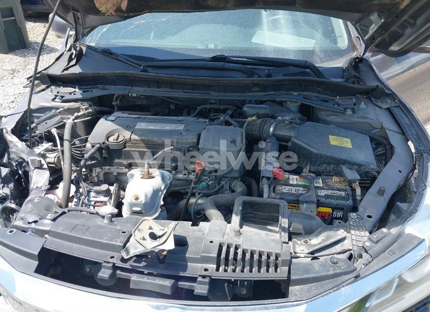 Photo 10 of 2016 Honda Accord EX-L (VIN 1HGCR2F87GA000935)