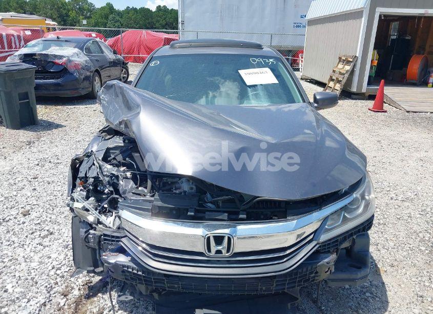 Photo 13 of 2016 Honda Accord EX-L (VIN 1HGCR2F87GA000935)